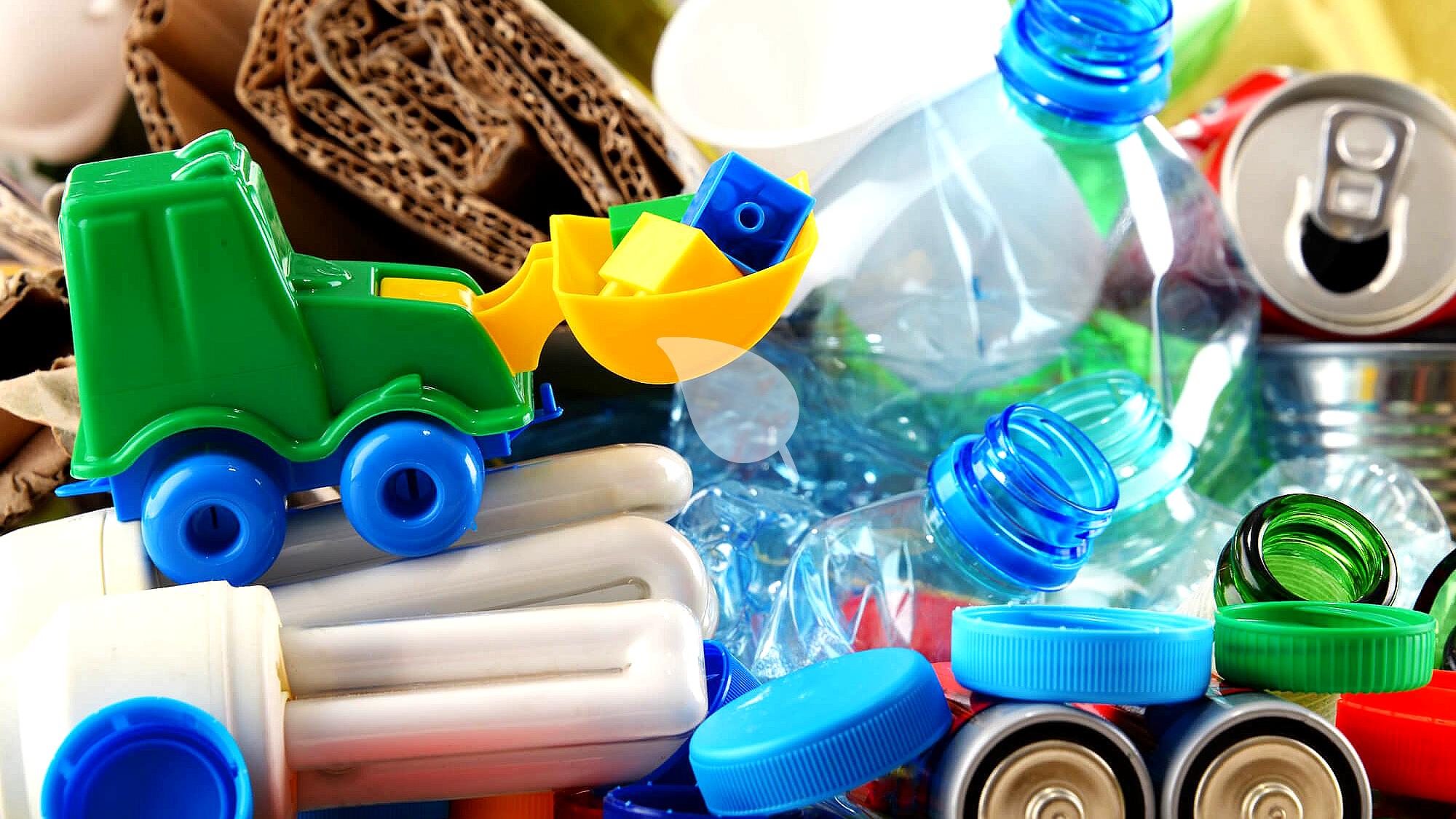 10 Eco-Friendly Ways to Dispose of Old Toys